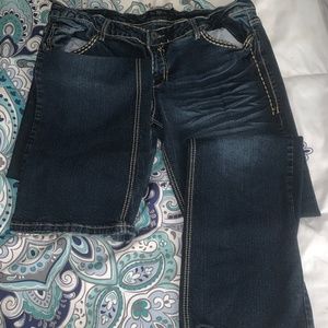 woman bootcut jeans